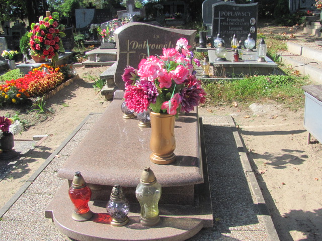 Grób Marceli Dobrowolski