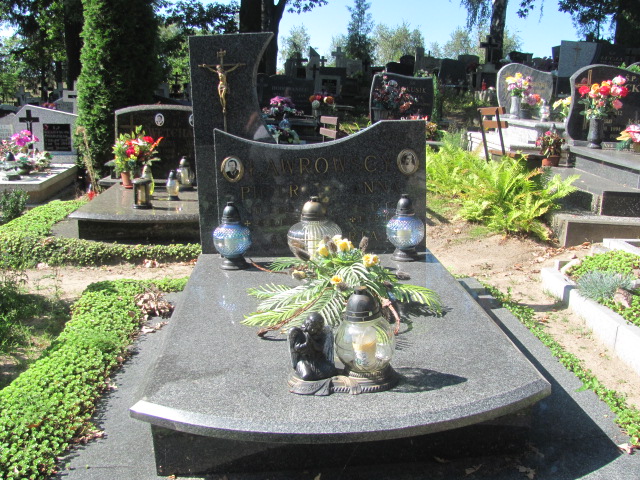 Grób Anna Ławrowska