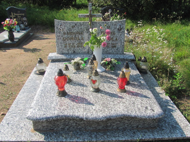 Grób Edward Gomoła