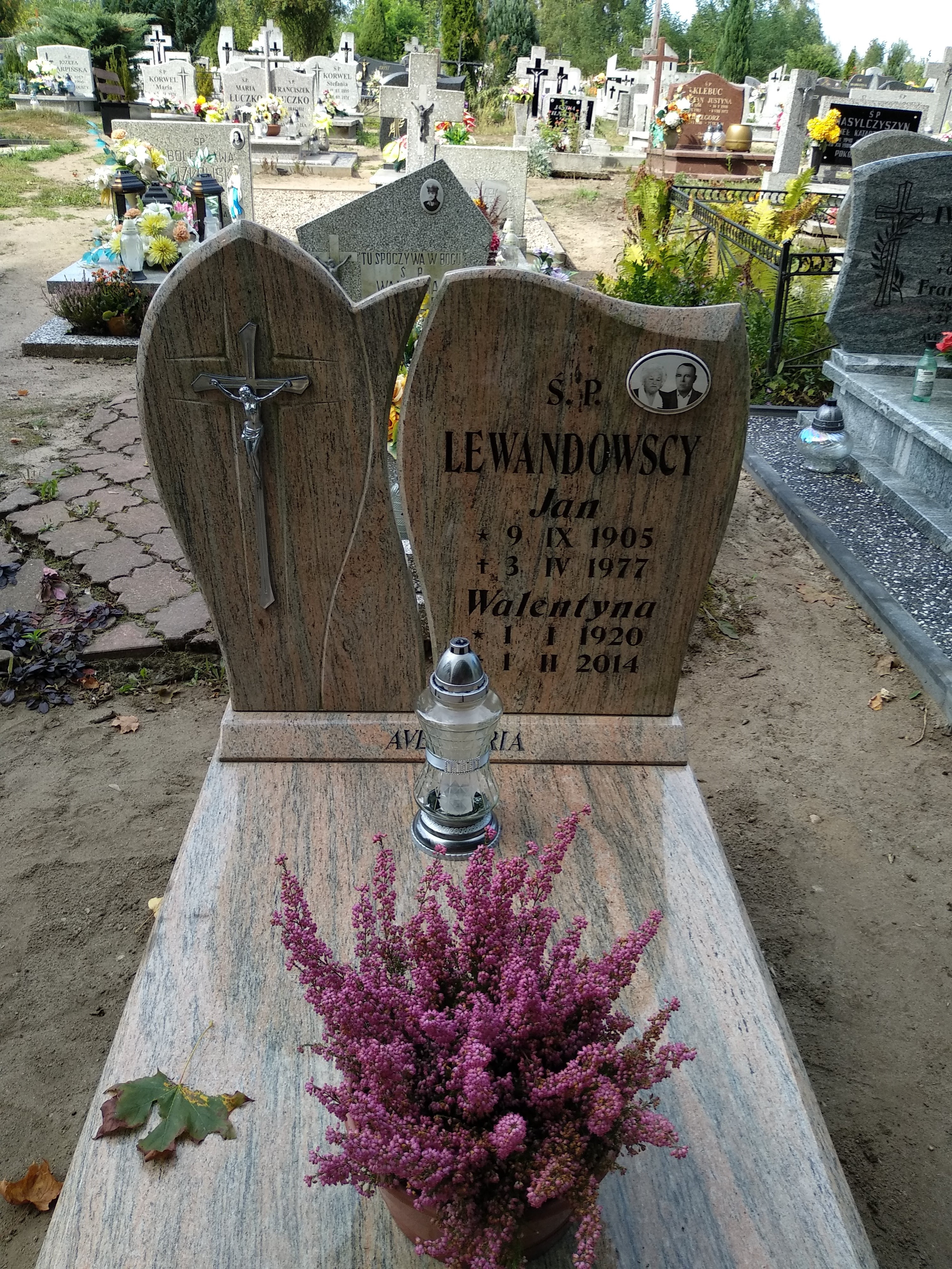 Walentyna Lewandowska 1920 Szczecinek - Grobonet - Wyszukiwarka osób pochowanych